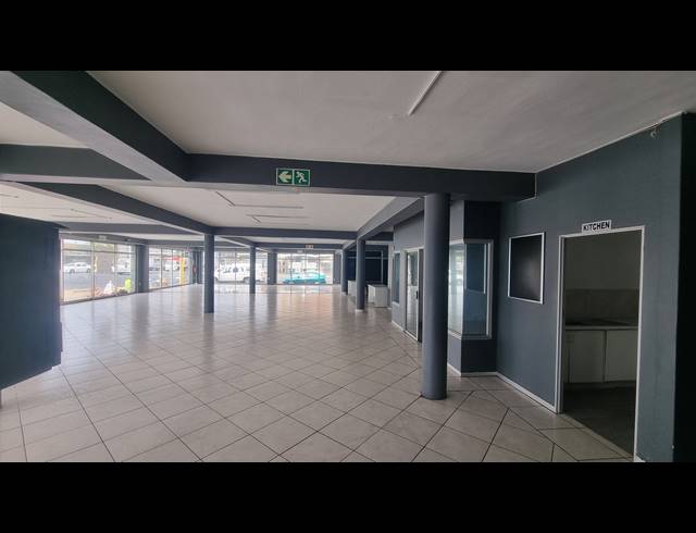 824M² BUILDING FOR SALE IN GOODWOOD CENTRAL
